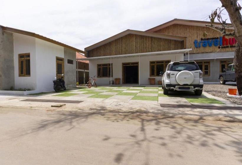 فندق Oyo 2944 Sukawana Travel Hub Guest House