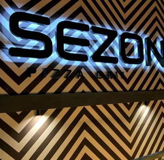 ホテル Sezon