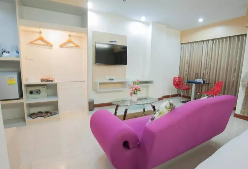 Hotelli Taragrand Donmuang Airport