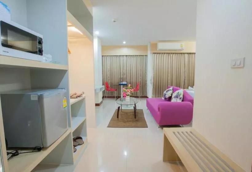 Hotelli Taragrand Donmuang Airport