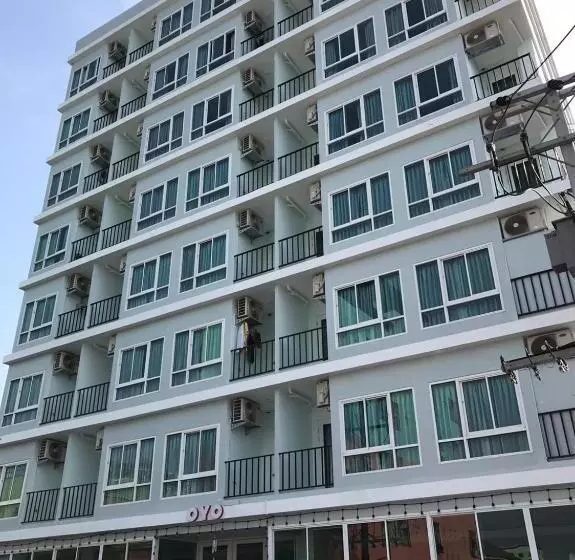 Hotelli Taragrand Donmuang Airport