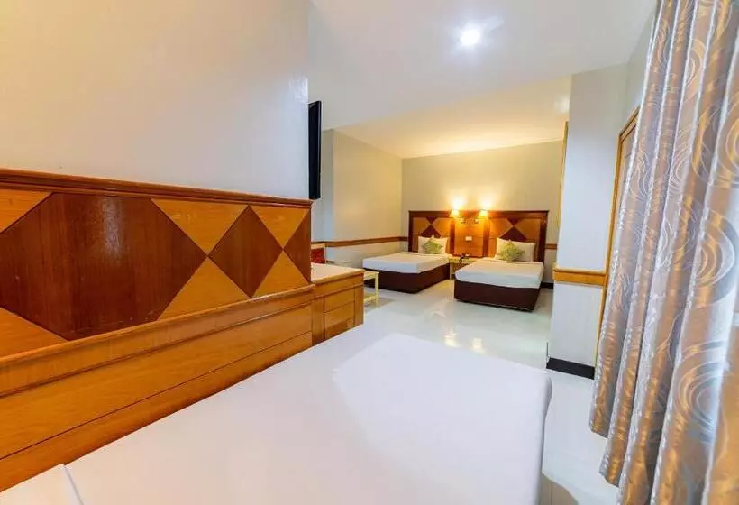 Hotelli The Holidays Hill Betong