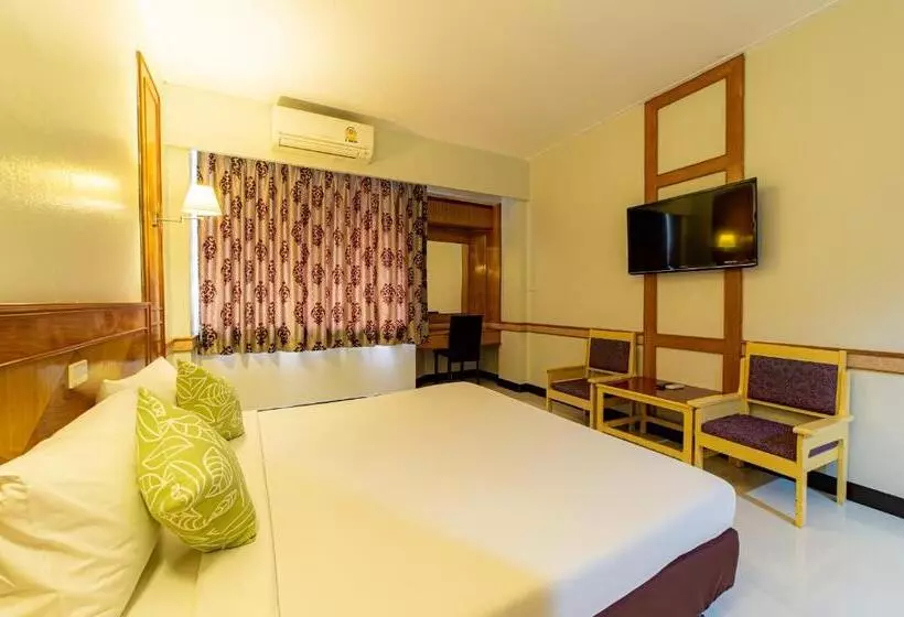 Hotelli The Holidays Hill Betong