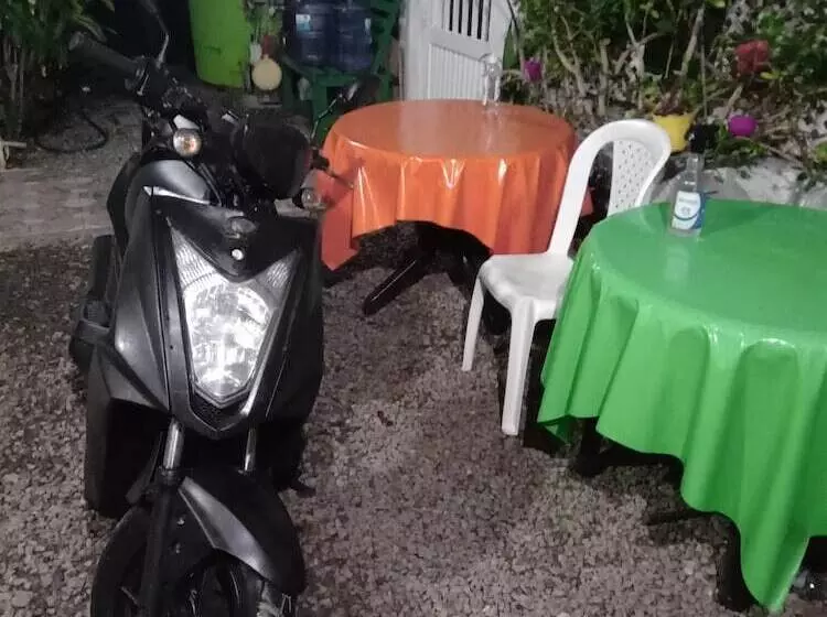 ペンション Posada Green Sea San Luis