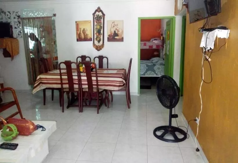 ペンション Posada Green Sea San Luis