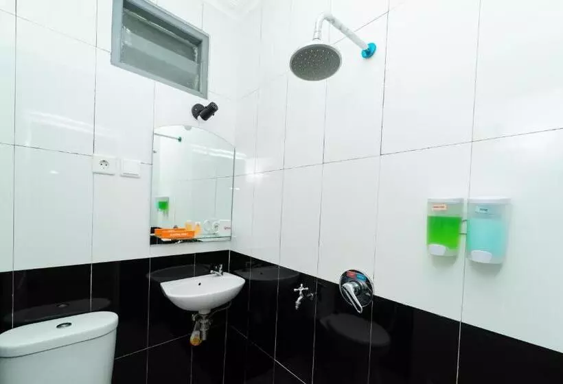 ペンション Koolkost Syariah Near Taman Bekapai Balikpapan