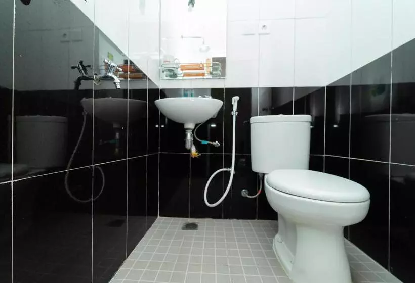 ペンション Koolkost Syariah Near Taman Bekapai Balikpapan