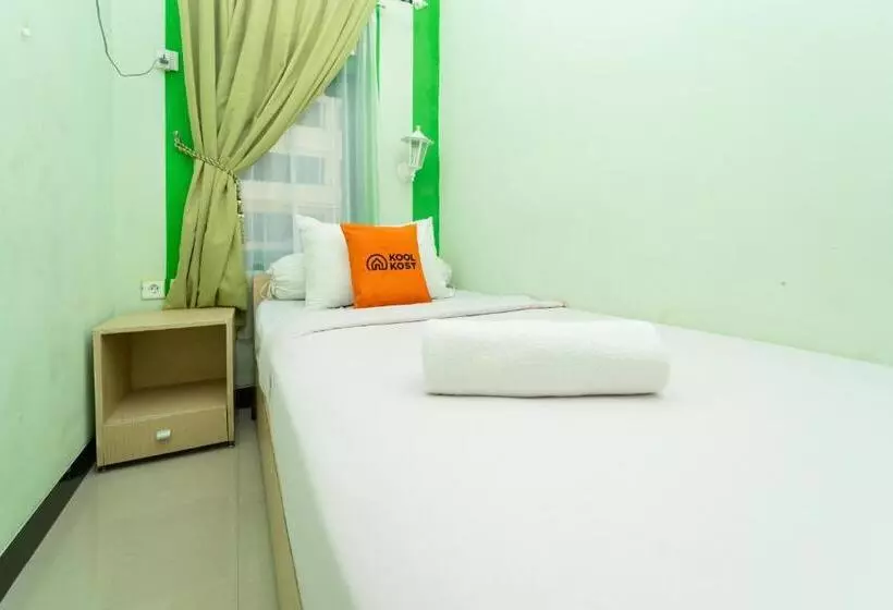 ペンション Koolkost Syariah Near Taman Bekapai Balikpapan