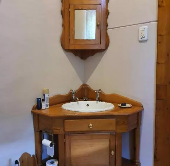 Majatalo Lord Fraser Guest House