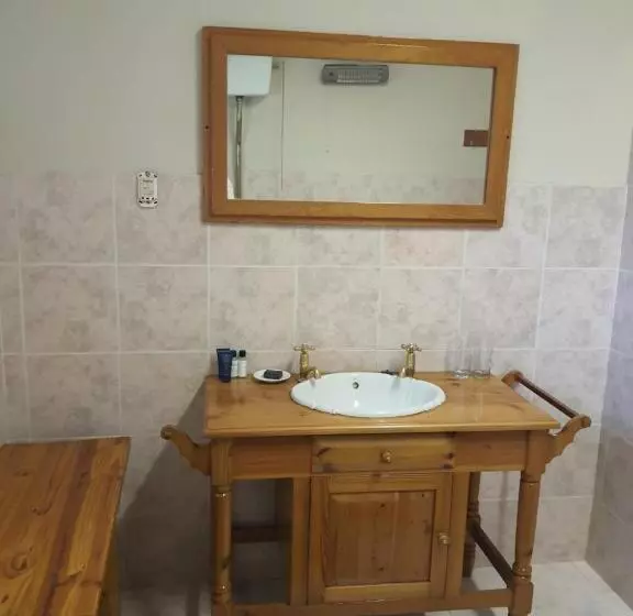 Majatalo Lord Fraser Guest House