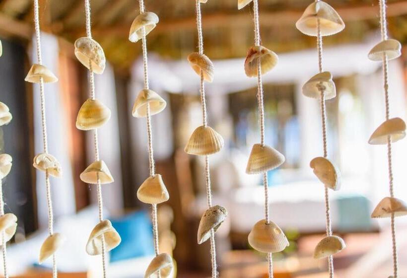 استراحتگاه Calala Island