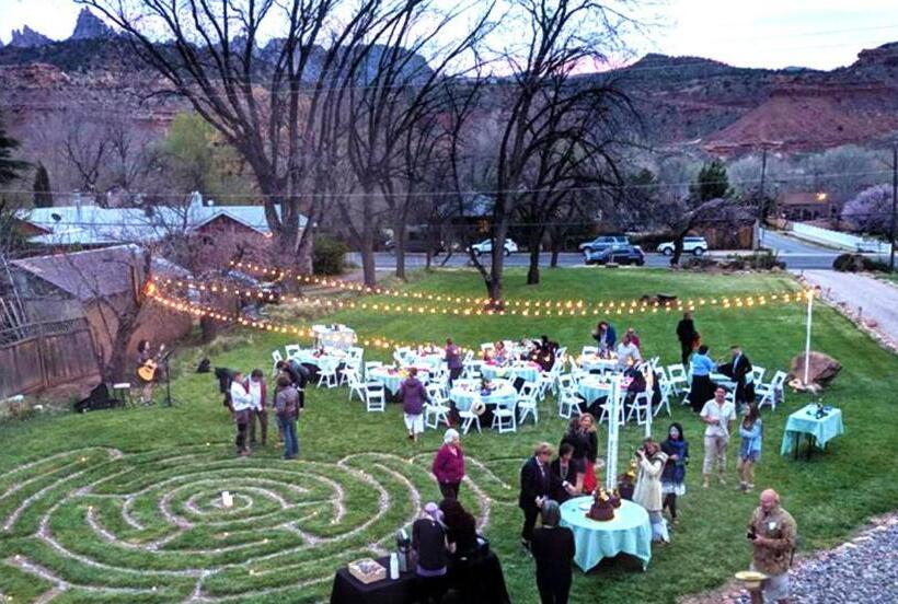 فندق صغير 2 Cranes Inn   Zion