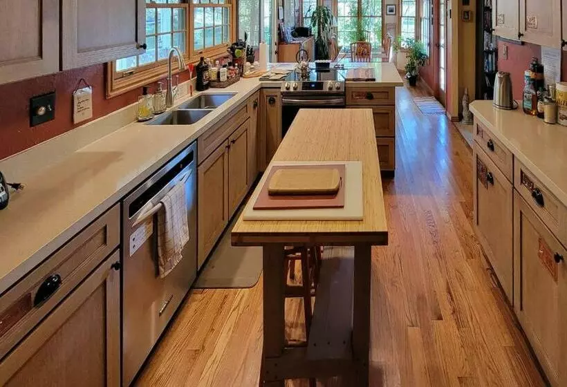 Retkeilymaja 2 Cranes Inn   Zion