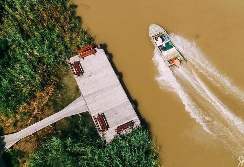 ユースホステル Baza Otdyha Primor'e