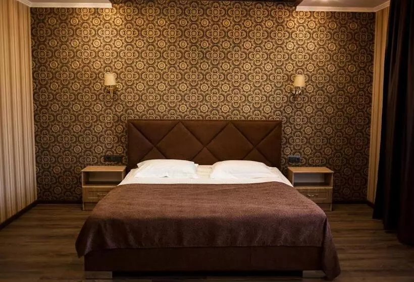 ホテル Charivne Ozero