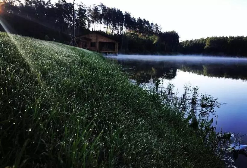 ホテル Charivne Ozero