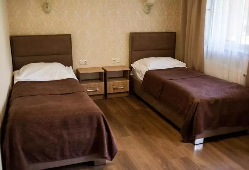 ホテル Charivne Ozero