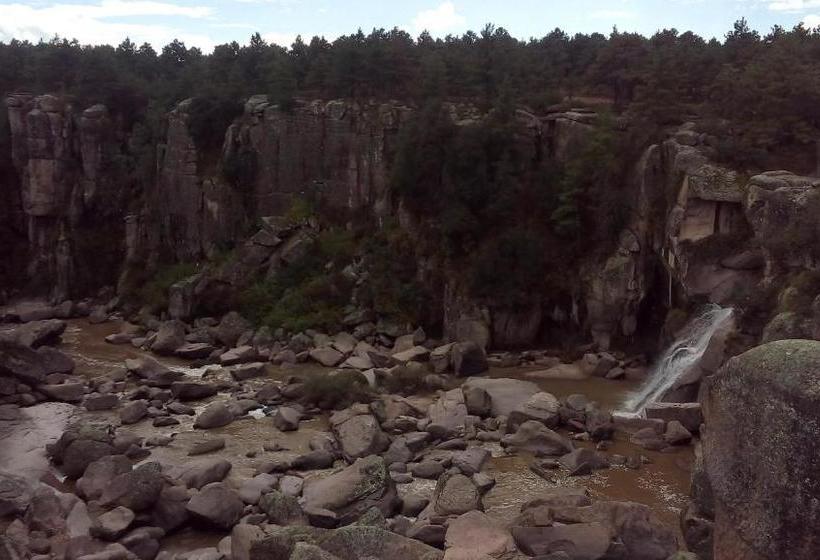 فندق Entronque Barrancas