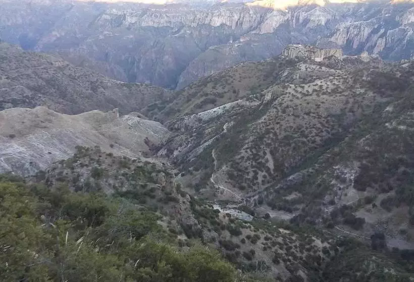 Hotelli Entronque Barrancas