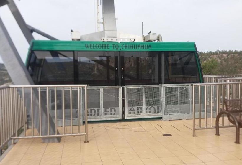 فندق Entronque Barrancas