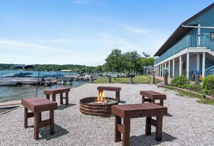 Hotelli Fife Lake Lodge