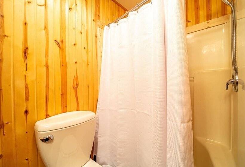 فندق Fife Lake Lodge