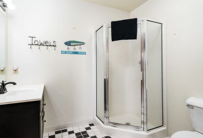 فندق Fife Lake Lodge