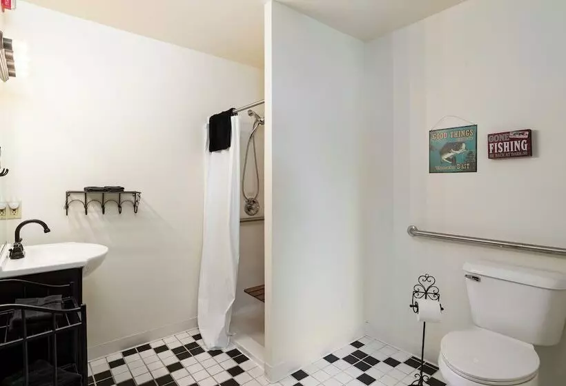 Hotelli Fife Lake Lodge