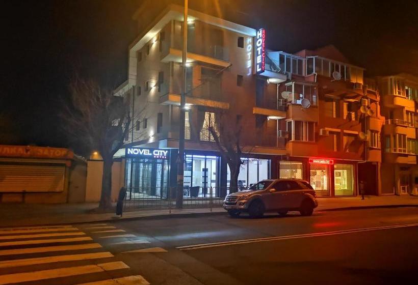 Family Hotel Novel City