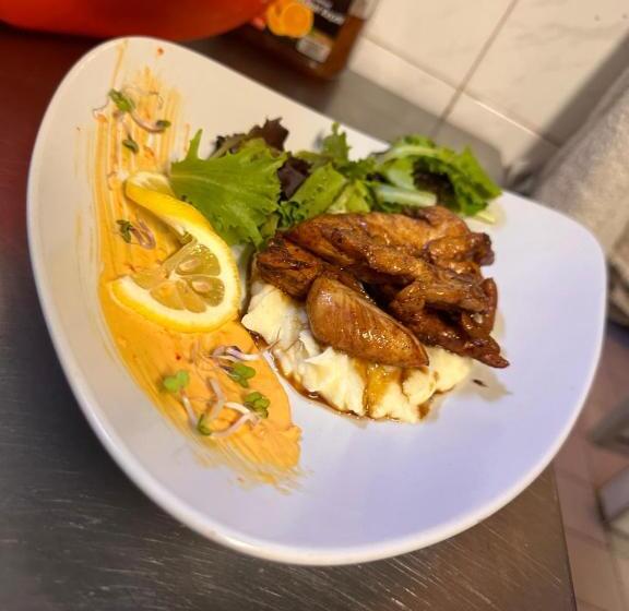 酒店 Oppium Restaurant & Garden