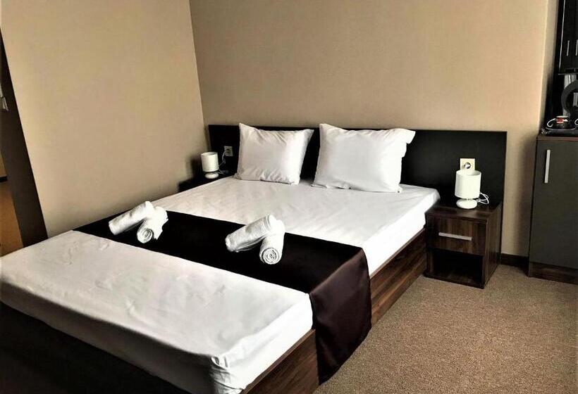 酒店 Oppium Restaurant & Garden