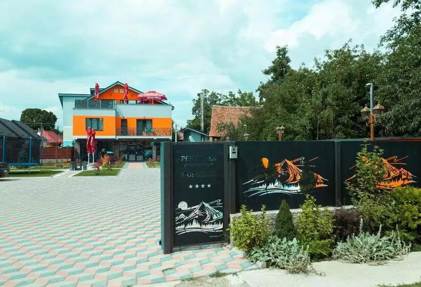 Hotelli Pensiune Confort Morosanu