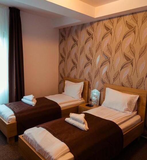 فندق Pensiune Confort Morosanu