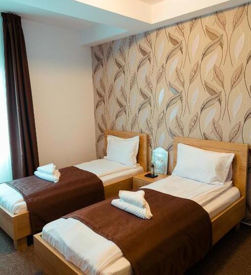 فندق Pensiune Confort Morosanu