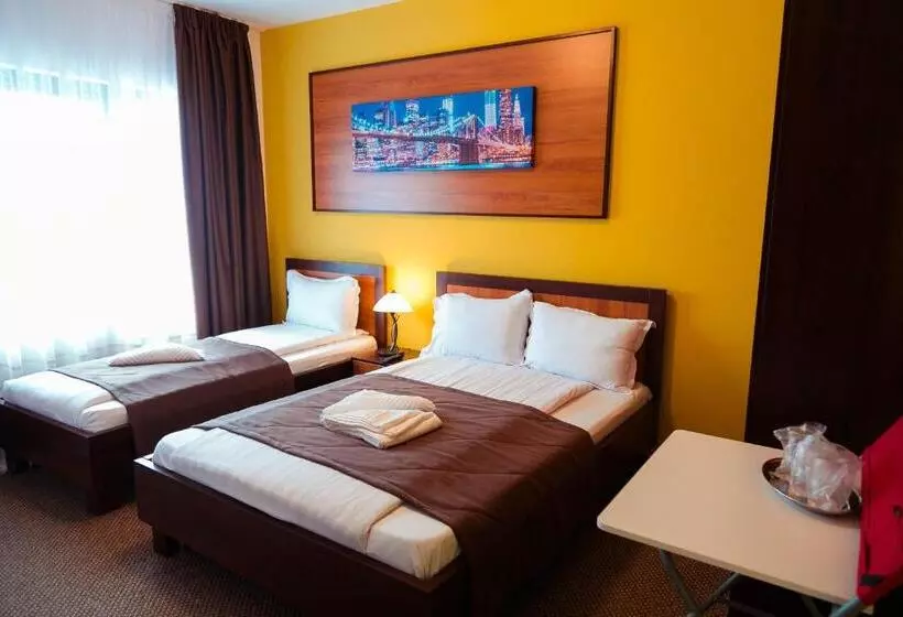 Hotelli Pensiune Confort Morosanu