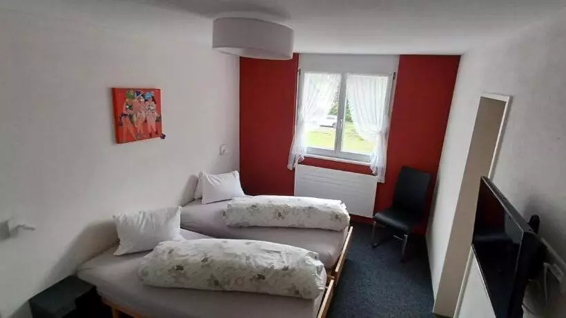 ホテル / Restaurant Post