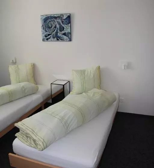 ホテル / Restaurant Post