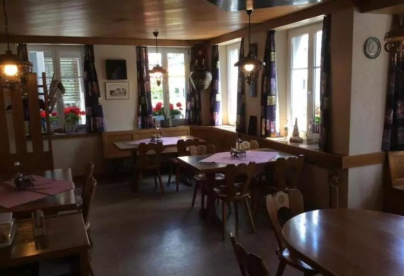 ホテル / Restaurant Post