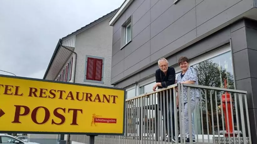 ホテル / Restaurant Post