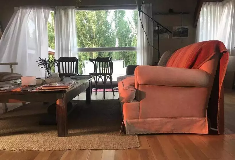 ホテル Rio Tarde Casa Patagonica