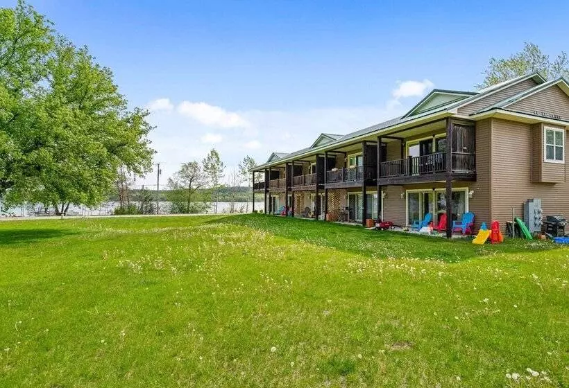 Hotelli South Arm Retreats Combined Units 1 To 5