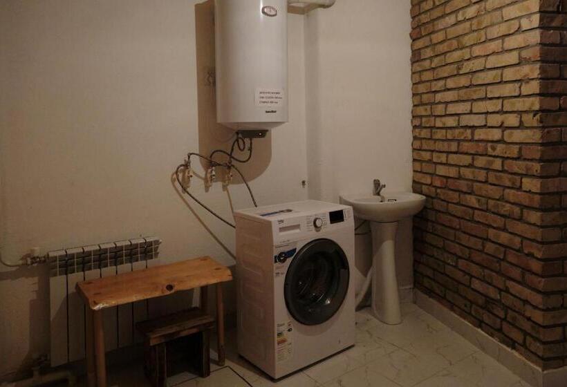 پانسیون Guest House Altyn Oimok