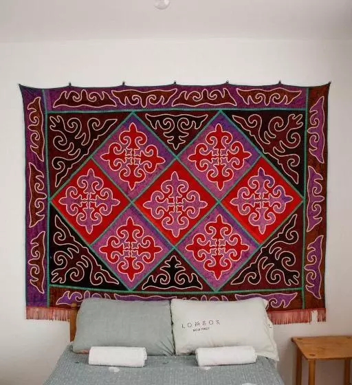 پانسیون Guest House Altyn Oimok