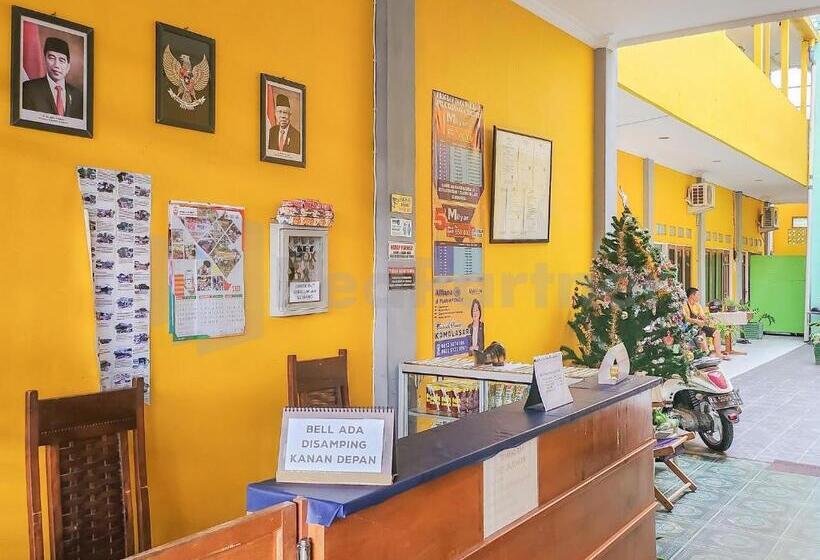 פנסיון Griya Tambun Raya Redpartner