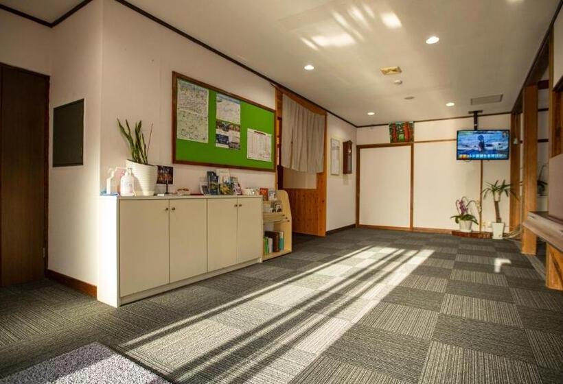 Рёкан 金剛寺 宿坊 成穂院