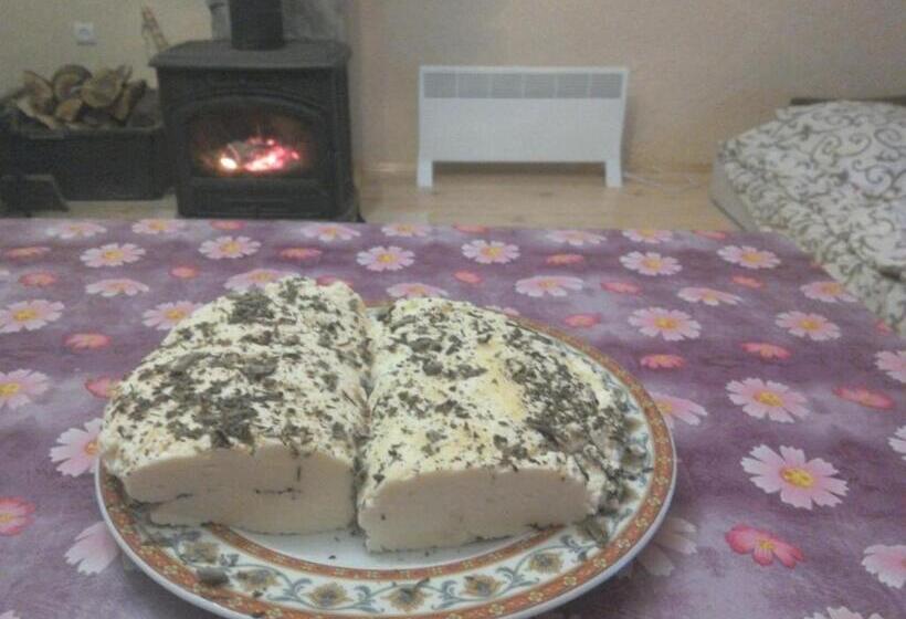 Общежитие Eco Resort Nad Karpatamy