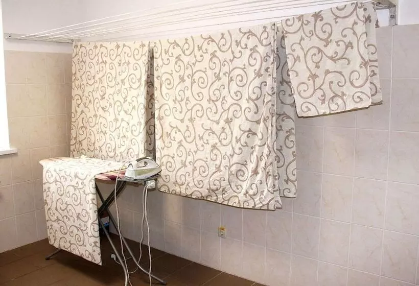 ユースホステル Friendly House