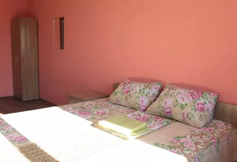 ユースホステル Friendly House