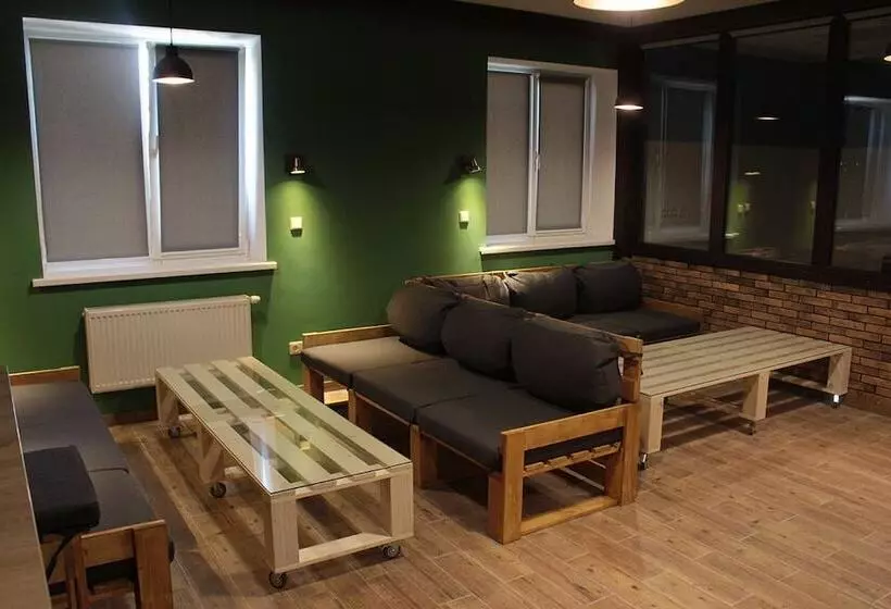 ユースホステル Friendly House