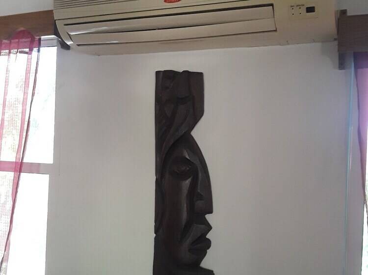 הוסטל Hidden Haven